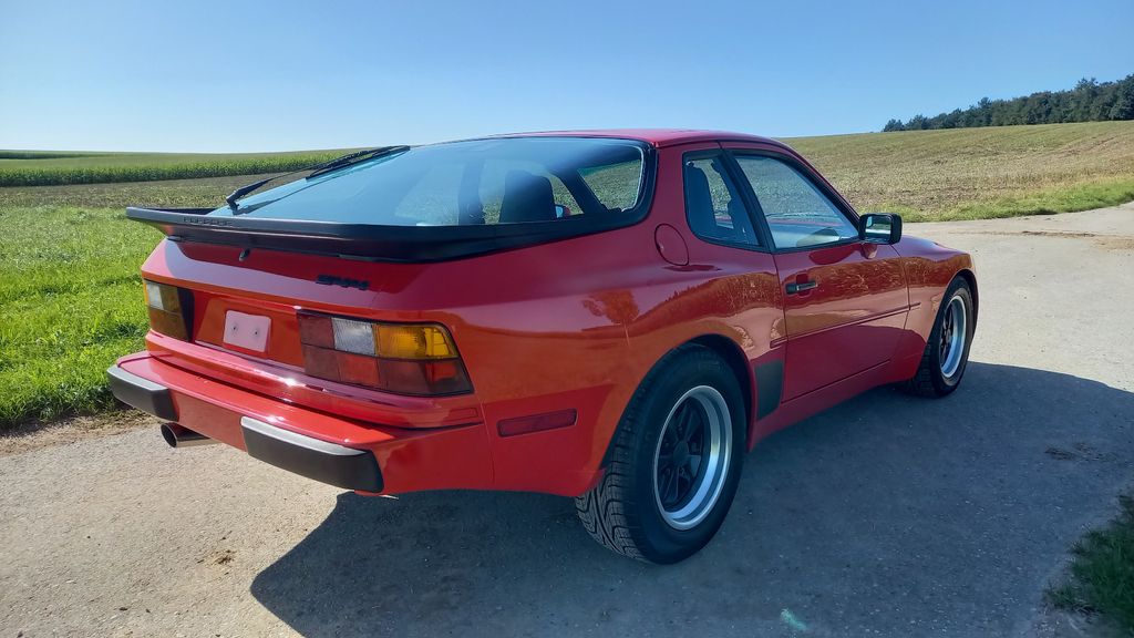 Porsche 944 1986