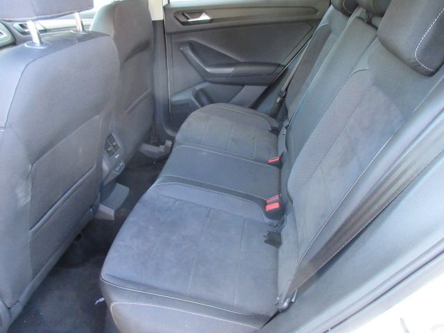 Volkswagen T-Roc 2024