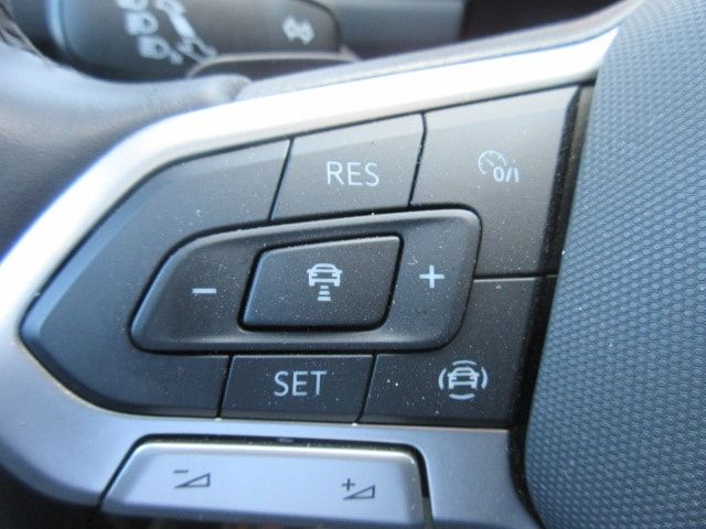 Volkswagen T-Roc 2024