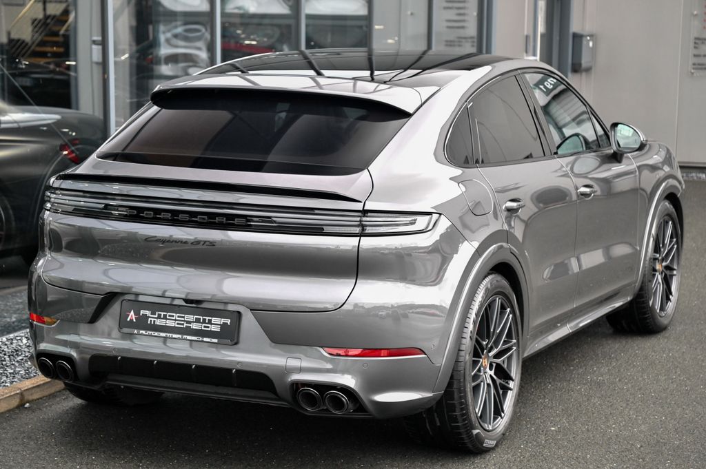 Porsche Cayenne 2024