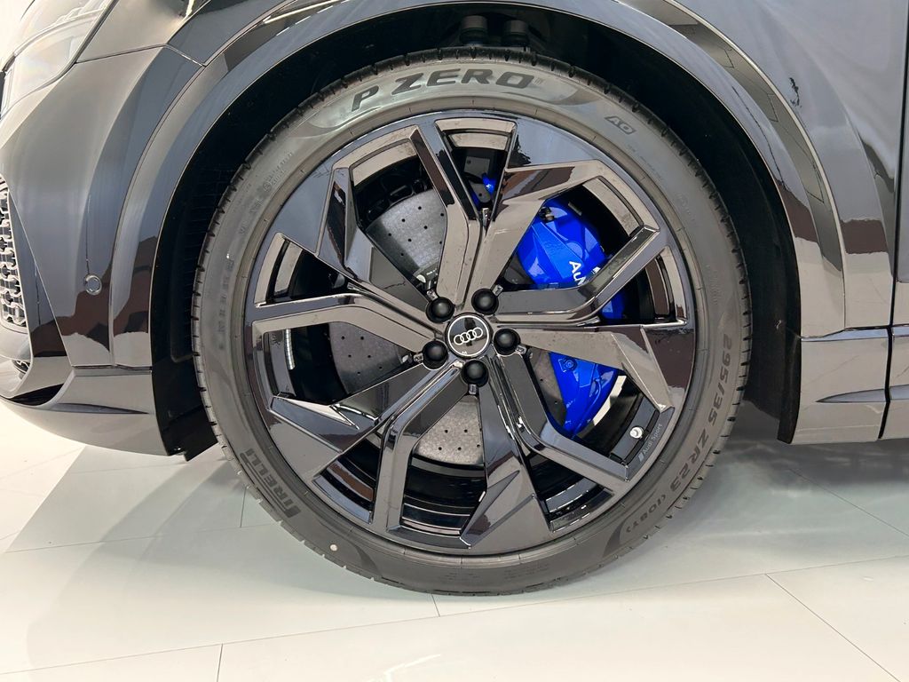 Audi RSQ8 2024