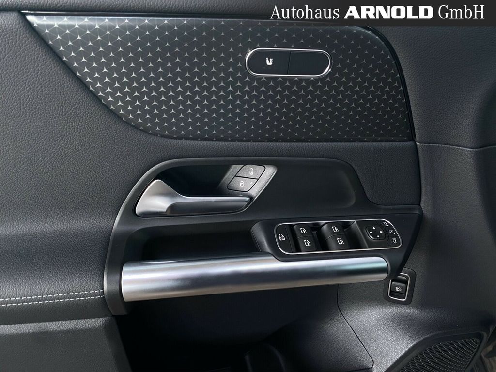 Mercedes-Benz B 200 2024