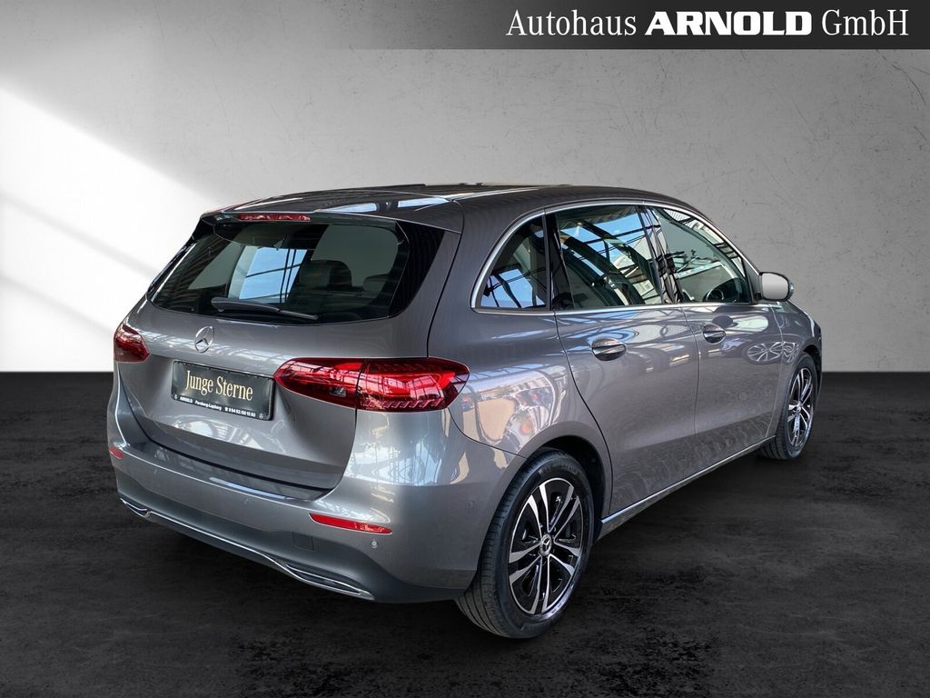 Mercedes-Benz B 200 2024
