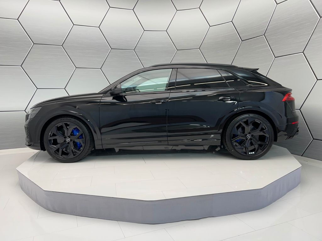 Audi RSQ8 2024