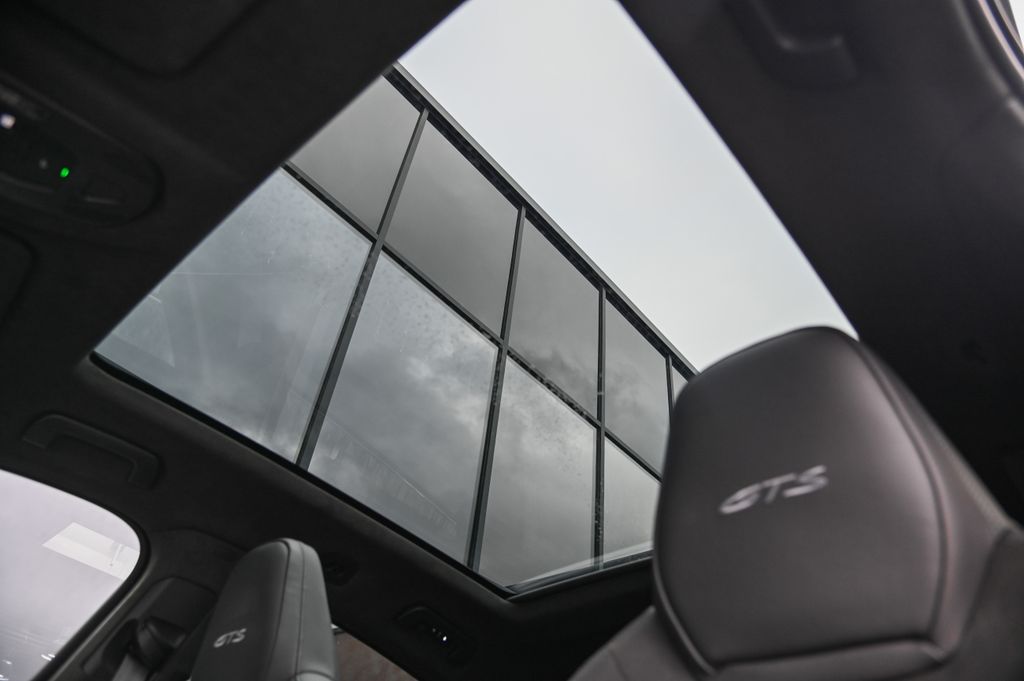 Porsche Cayenne 2024