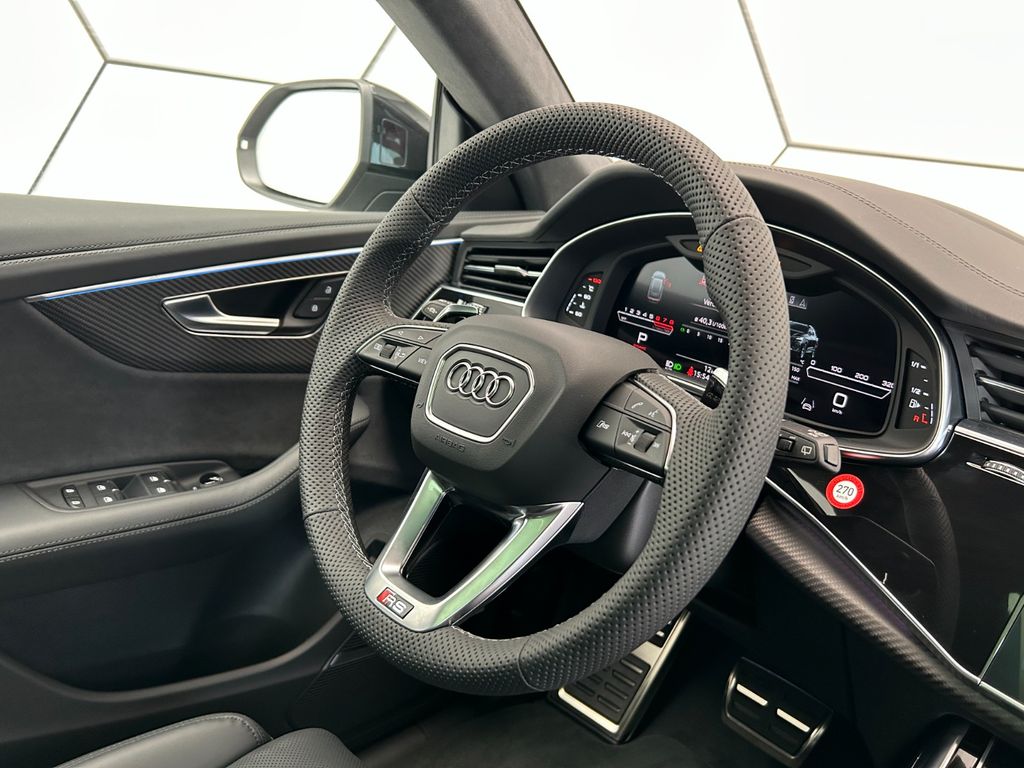 Audi RSQ8 2024