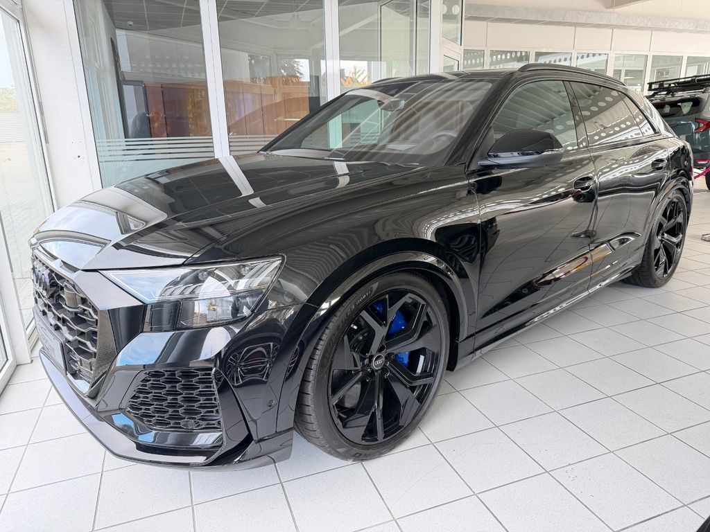 Audi RSQ8 2024