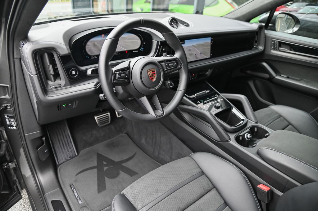 Porsche Cayenne 2024