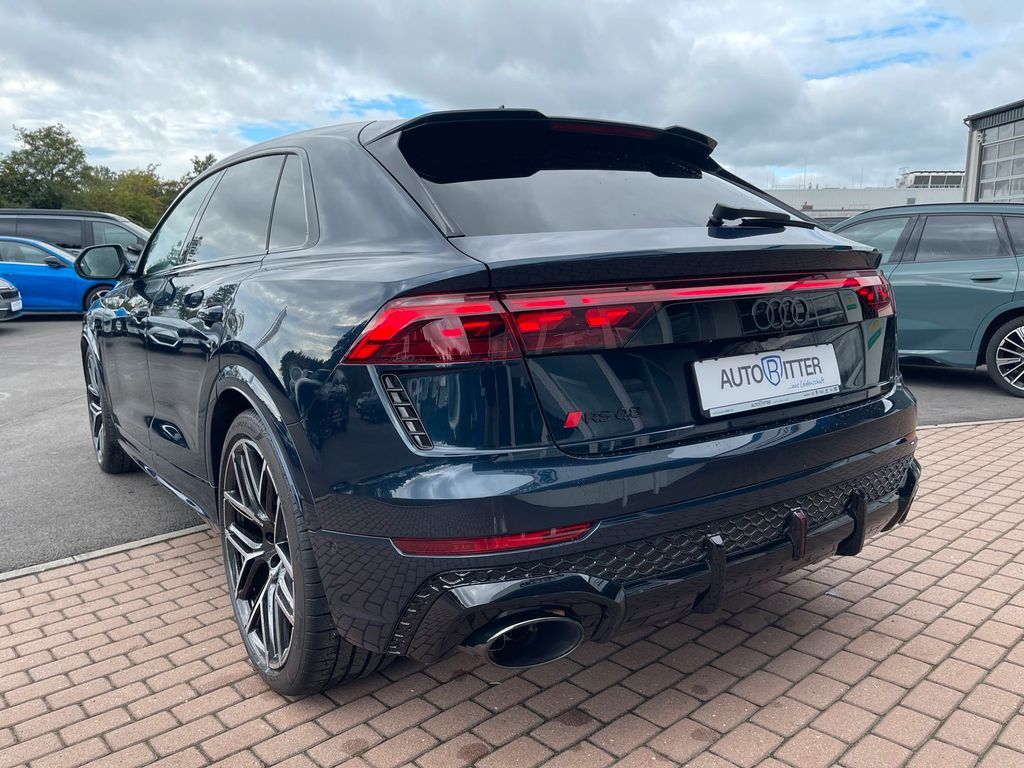 Audi RSQ8 2025