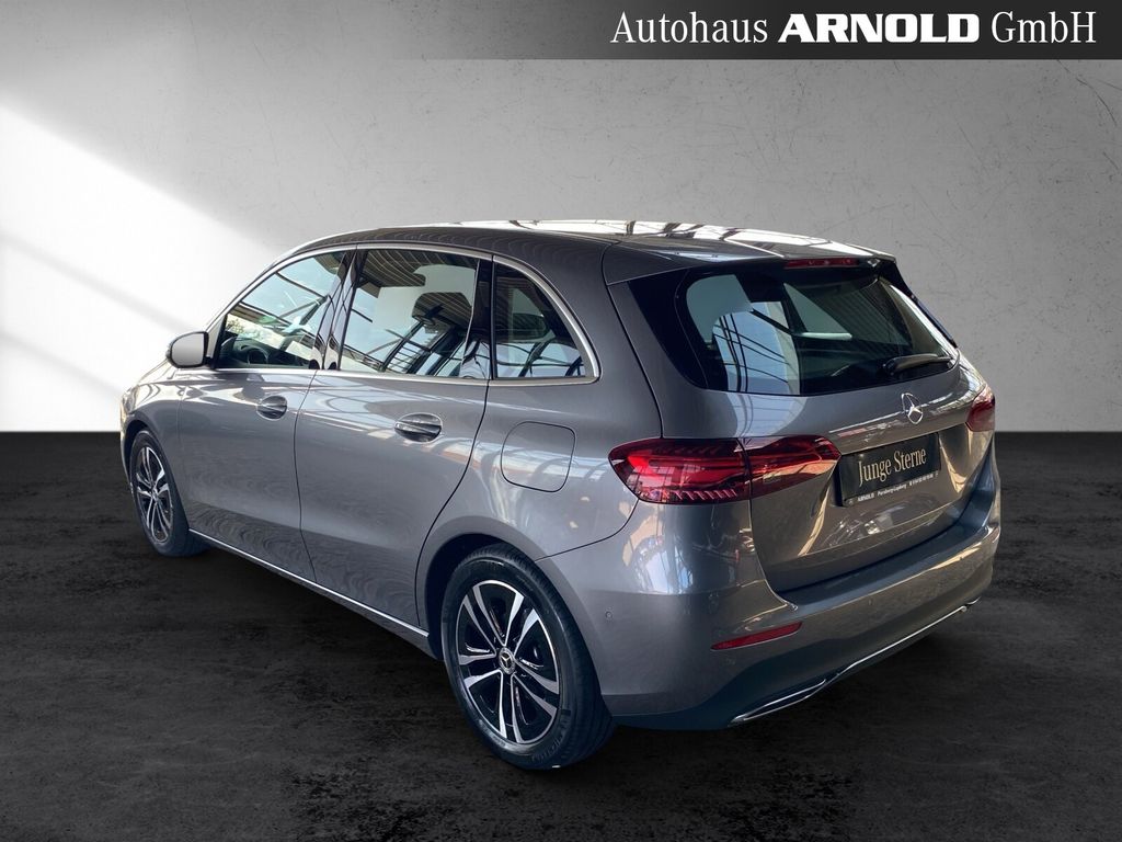 Mercedes-Benz B 200 2024