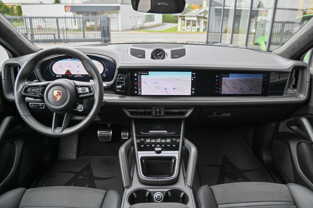 Porsche Cayenne 2024