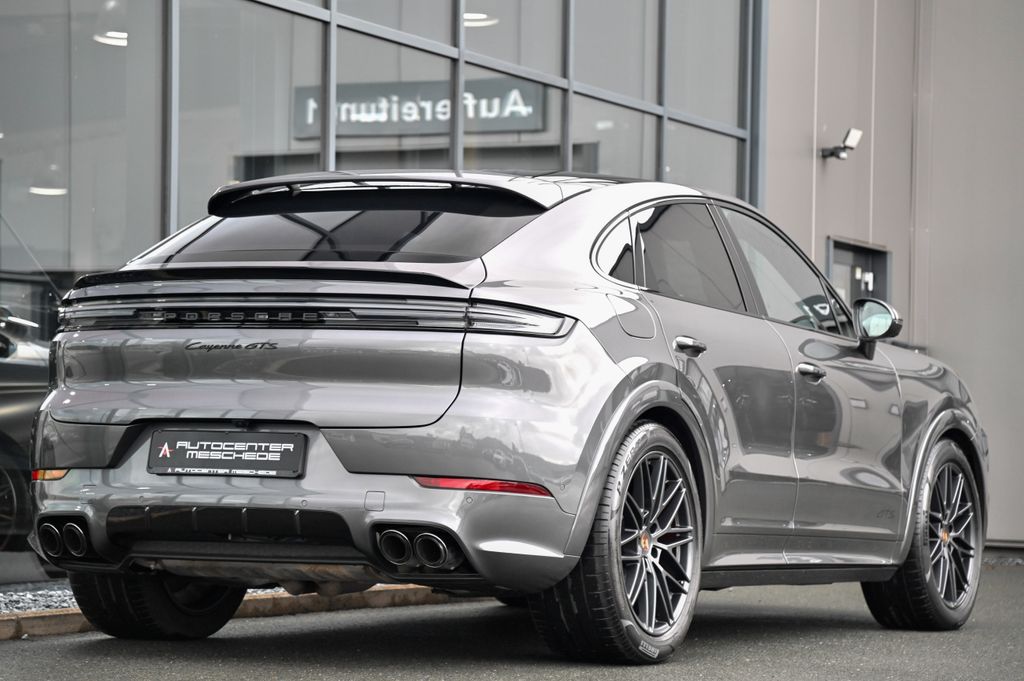 Porsche Cayenne 2024