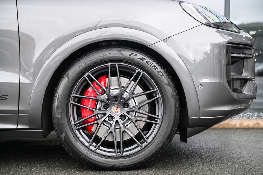 Porsche Cayenne 2024