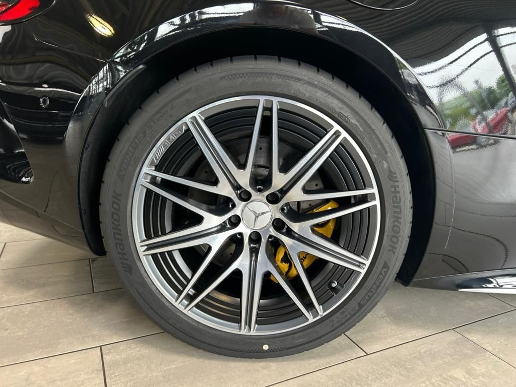 Mercedes-Benz AMG GT 2024