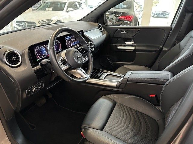 Mercedes-Benz B 200 2024