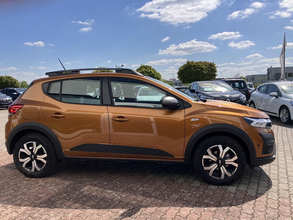 Dacia Sandero 2023