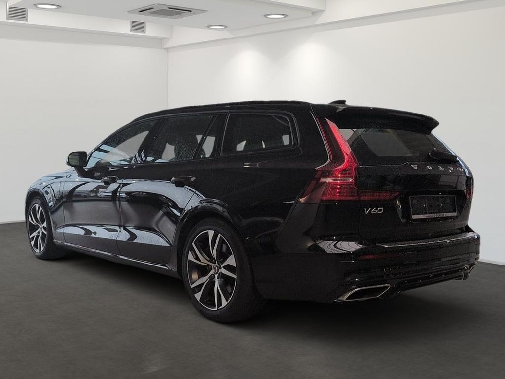 Volvo V60 2022