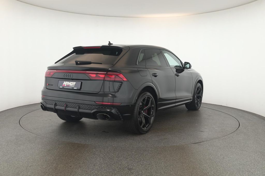 Audi RSQ8 2025