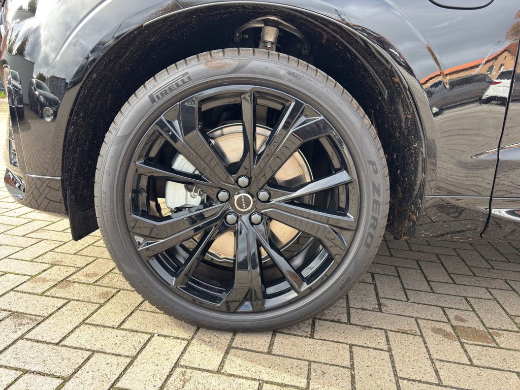 Volvo XC60 2025