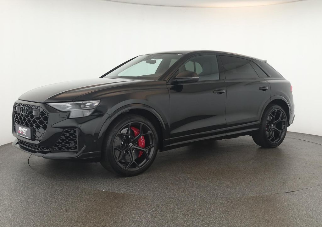 Audi RSQ8 2025