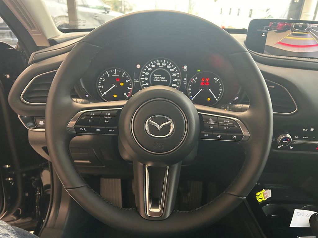 Mazda CX-30 2025