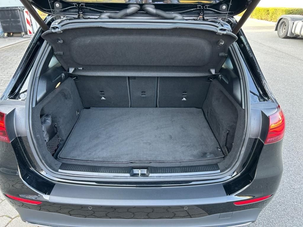 Mercedes-Benz B 180 2023