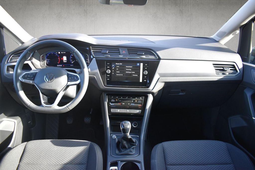 Volkswagen Touran 2023