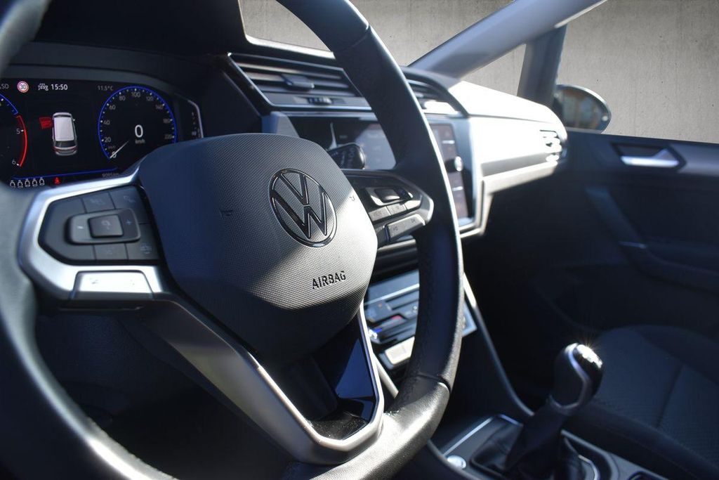 Volkswagen Touran 2023