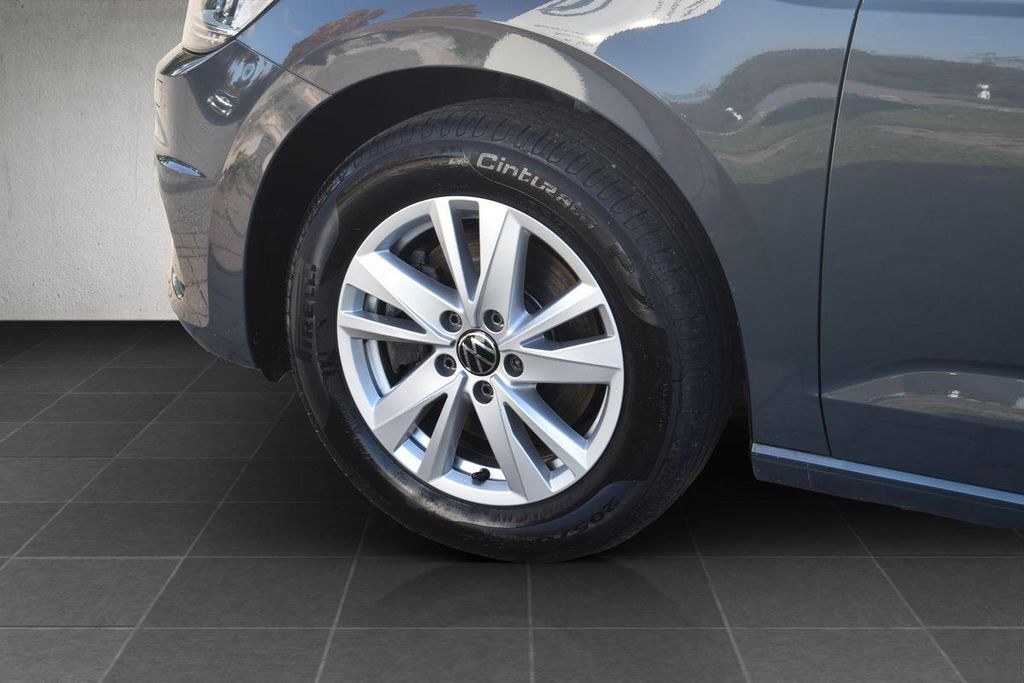 Volkswagen Touran 2023