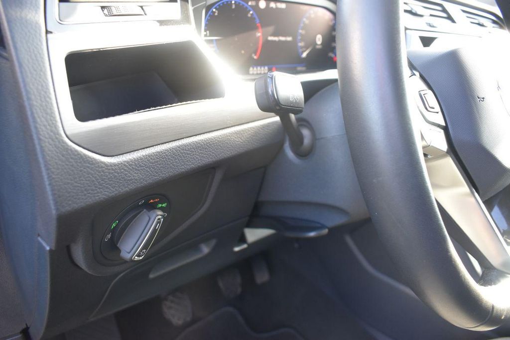 Volkswagen Touran 2023