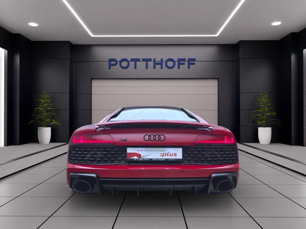 Audi R8 2025