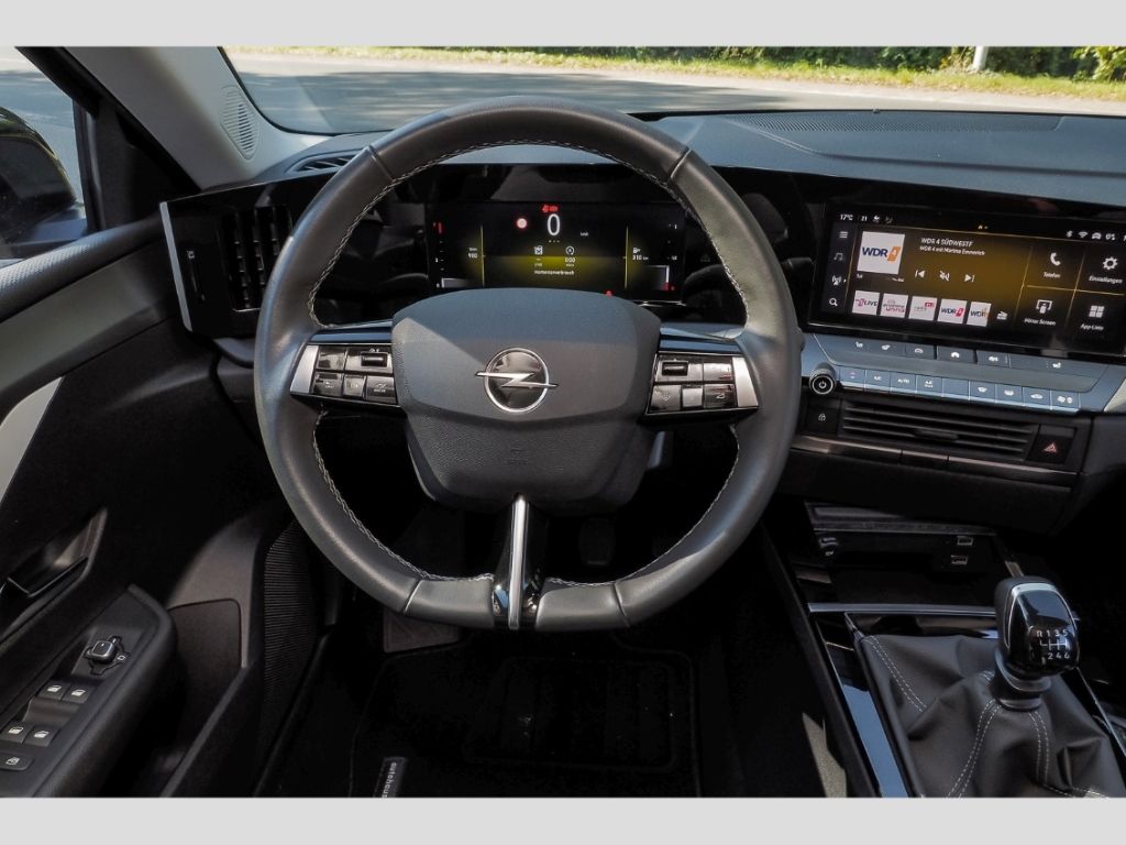 Opel Astra 2023