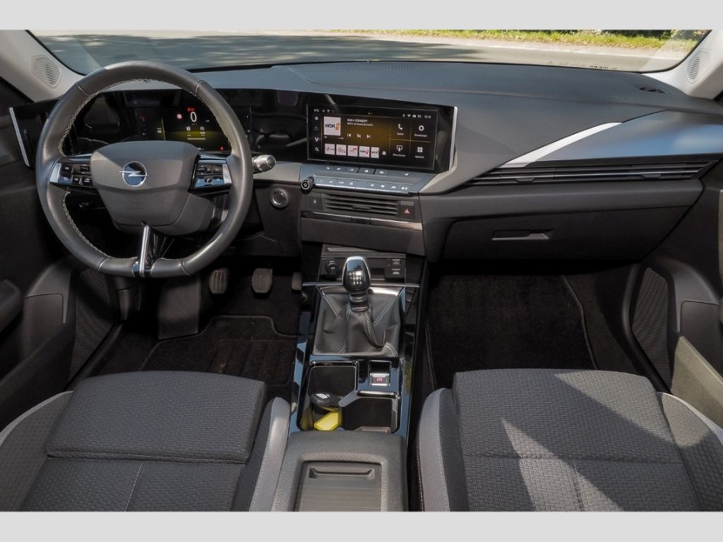 Opel Astra 2023