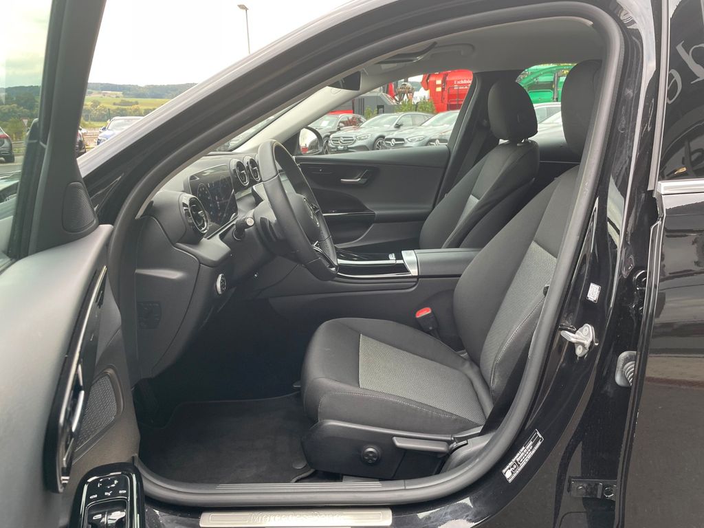 Mercedes-Benz C 200 2023