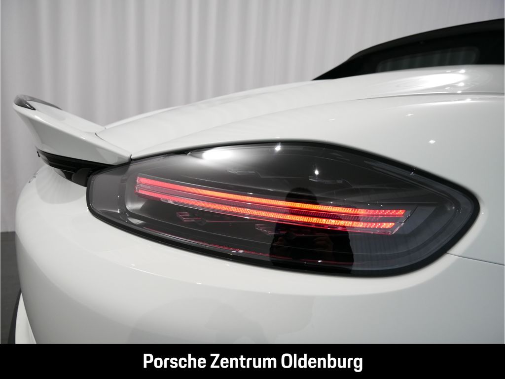 Porsche Boxster 2024