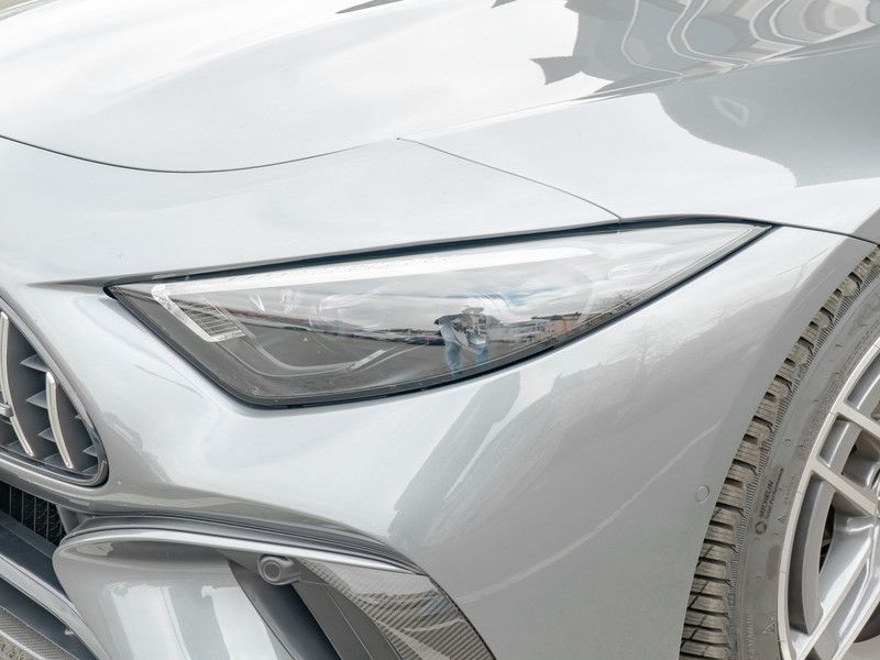 Mercedes-Benz SL 63 AMG 2025