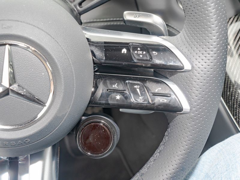 Mercedes-Benz SL 63 AMG 2025