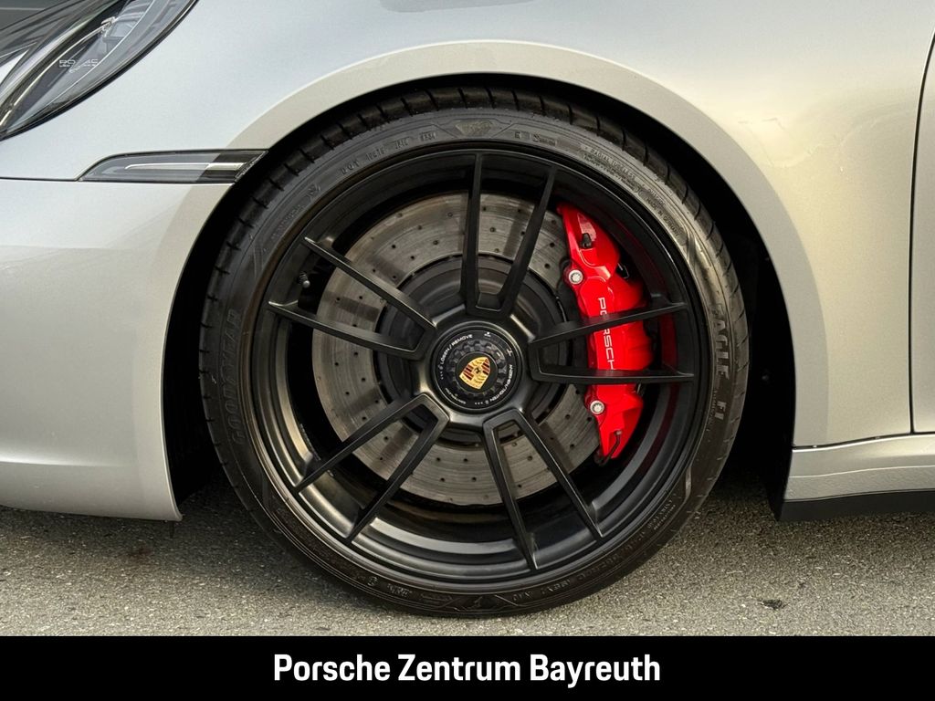 Porsche 992 2024