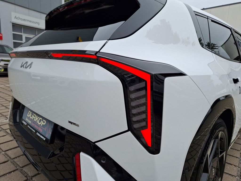 Kia EV4 2025