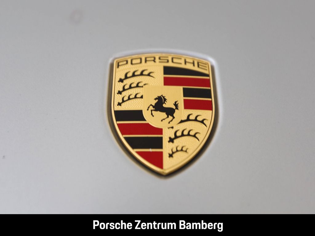 Porsche Taycan 2020