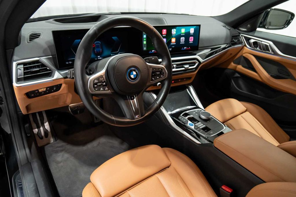 BMW i4 2023