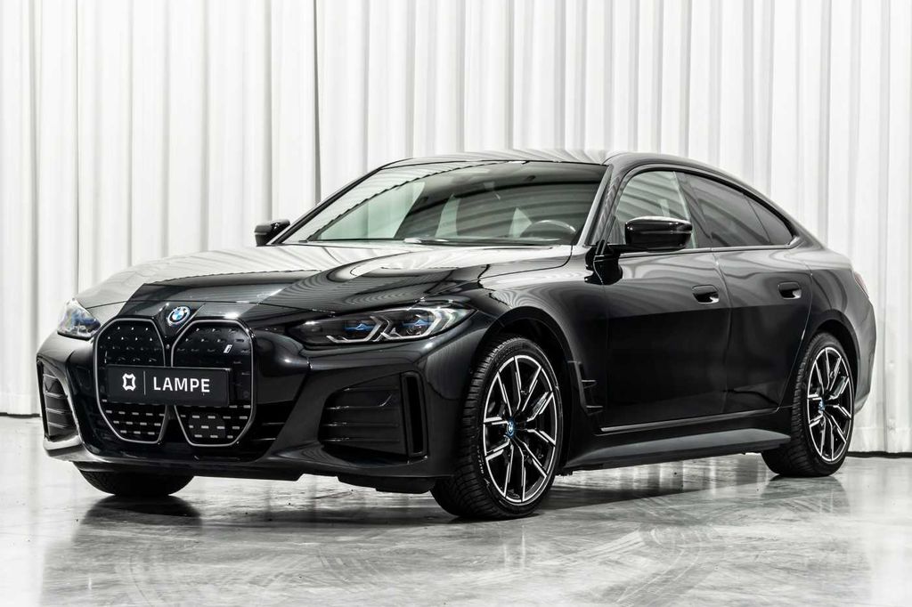 BMW i4 2023