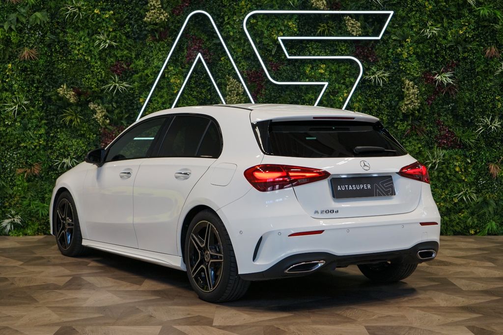 Mercedes-Benz A 200 2024