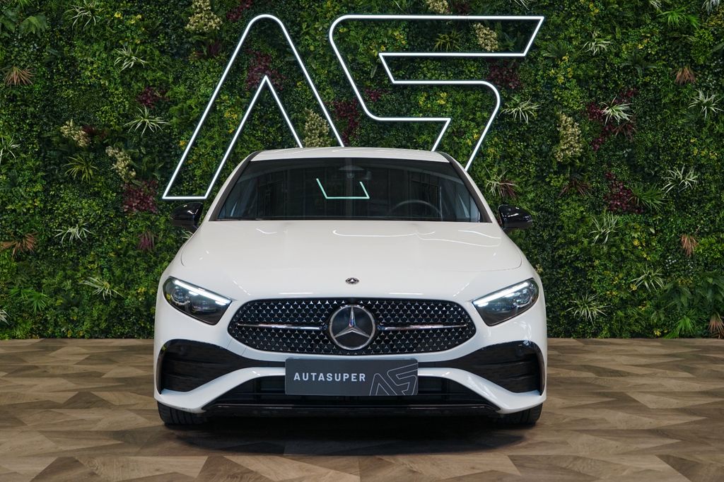 Mercedes-Benz A 200 2024