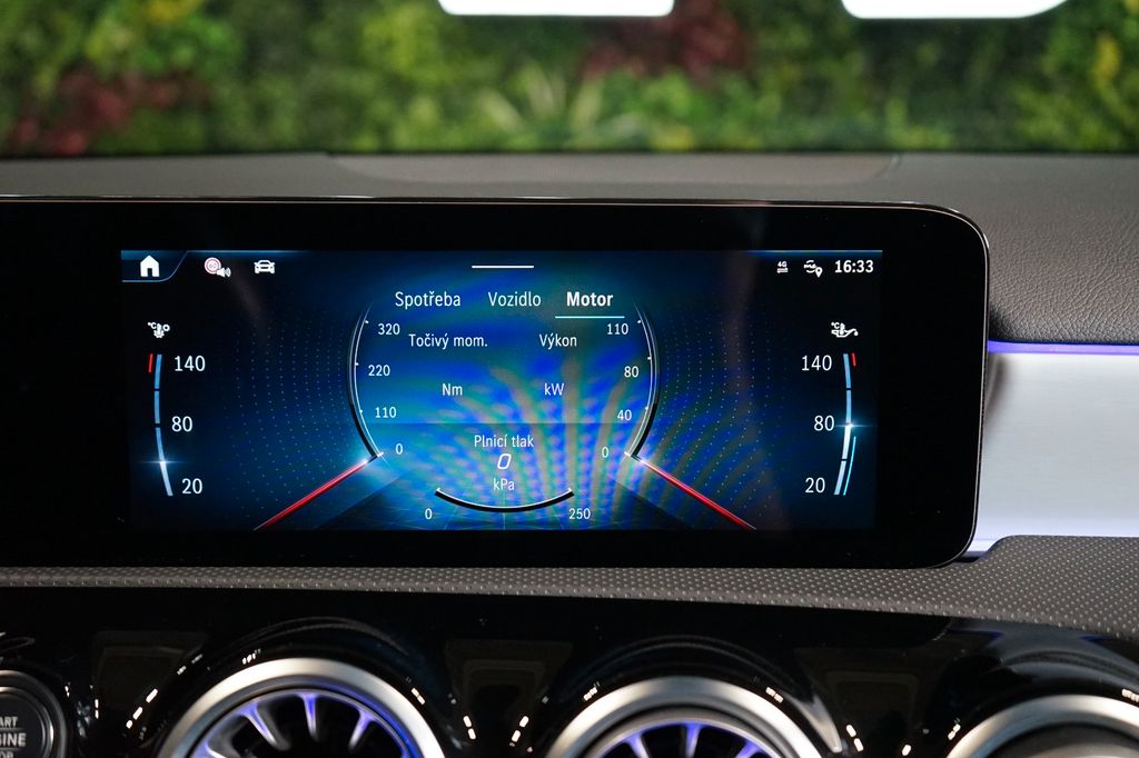 Mercedes-Benz A 200 2024