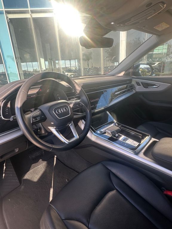 Audi Q8 2023