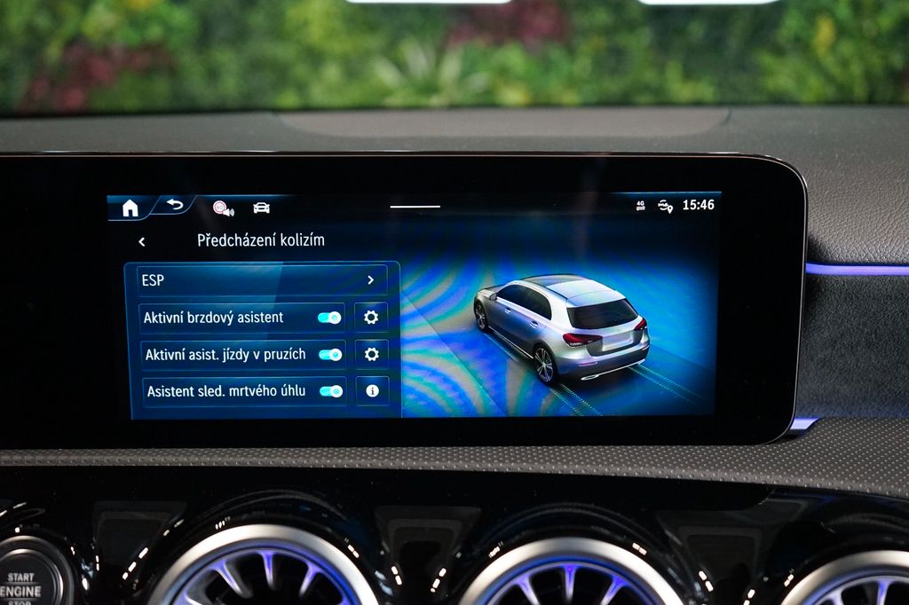 Mercedes-Benz A 200 2024