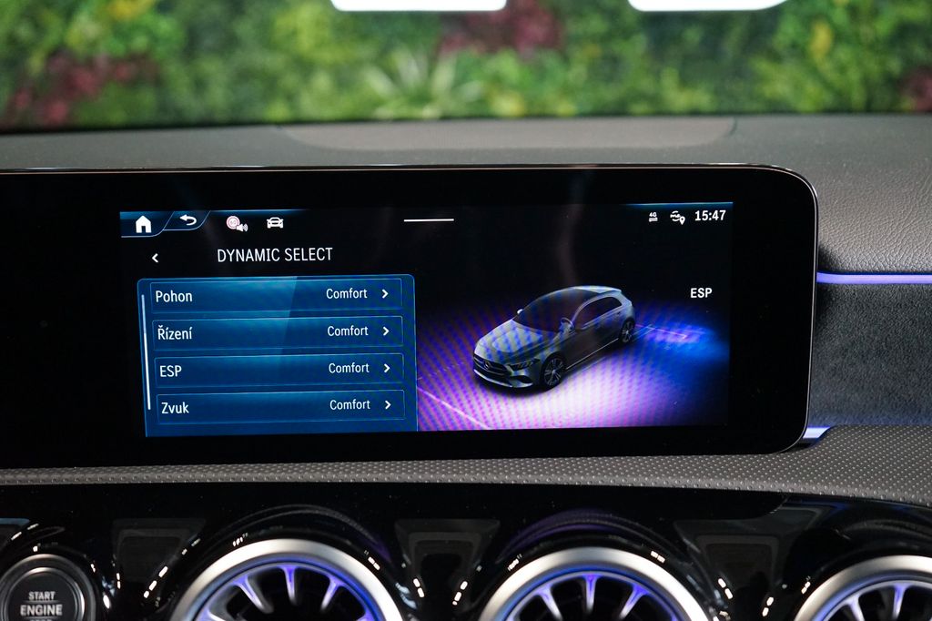 Mercedes-Benz A 200 2024