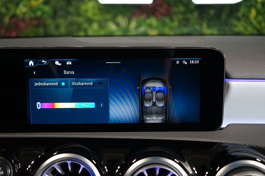 Mercedes-Benz A 200 2024