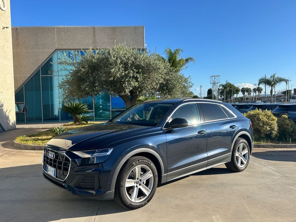 Audi Q8 2023